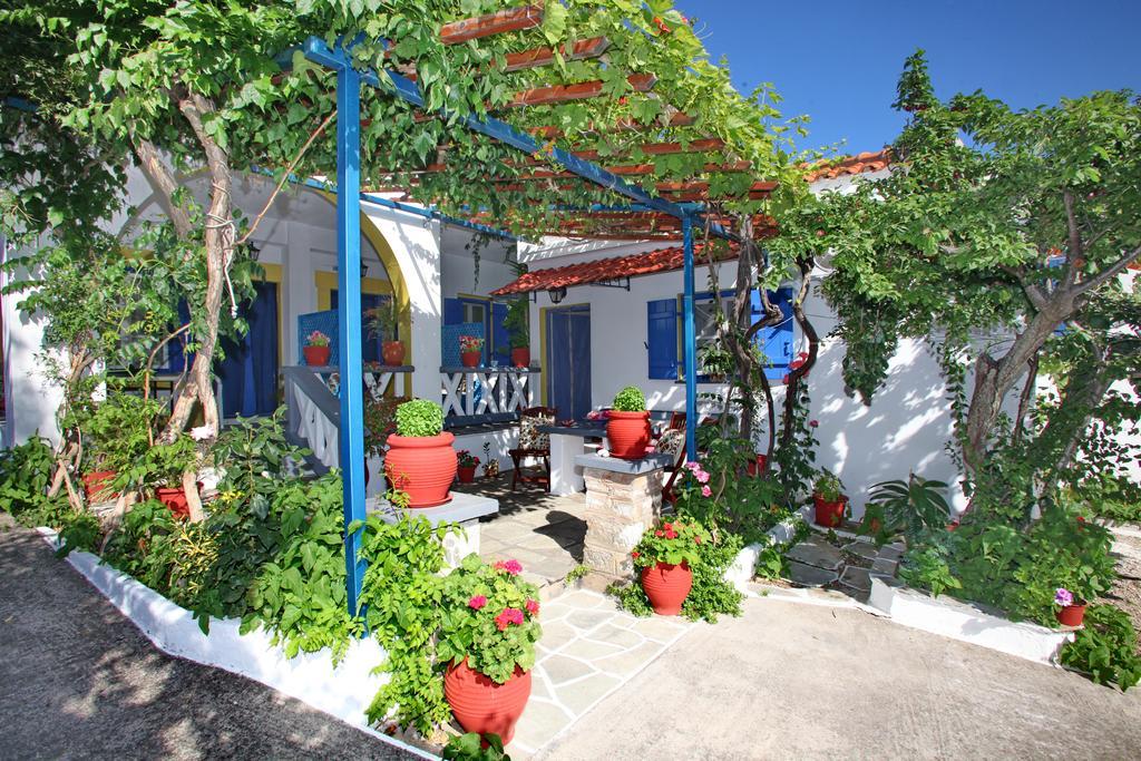 Alexandra Sofia Apartment Stafylos Exterior photo