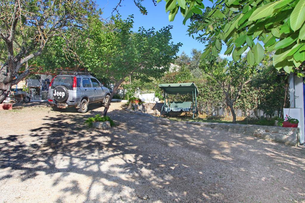 Alexandra Sofia Apartment Stafylos Exterior photo