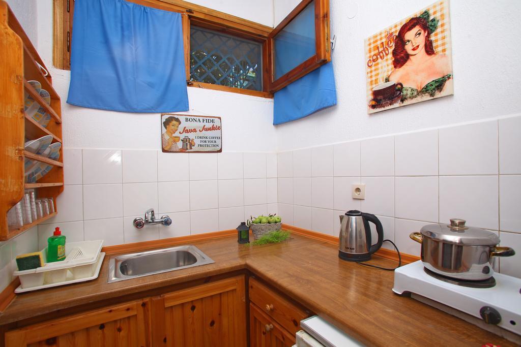 Alexandra Sofia Apartment Stafylos Exterior photo